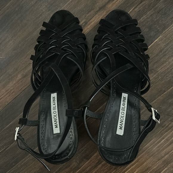 Preloved Manolo Blahnik Black Leather Sandals - timeless and elegant! - Picture 5 of 6